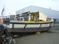 small powerfull tug with push bar